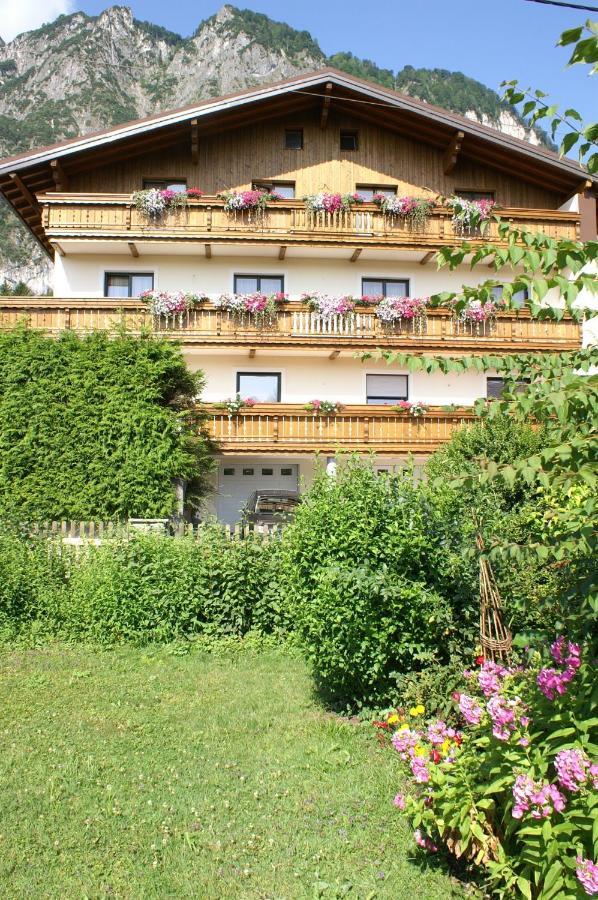 Pension Bergfried Grödig Dış mekan fotoğraf